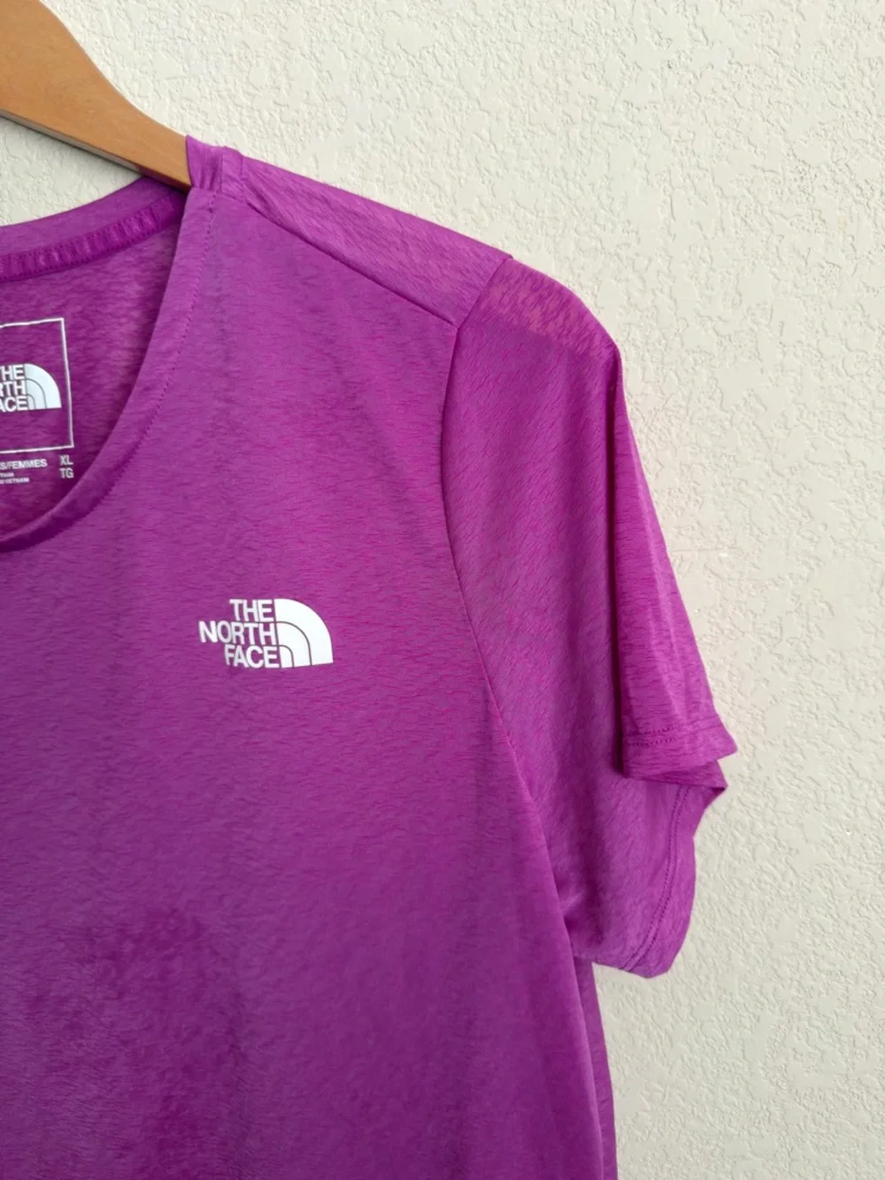 The North Face Reaxion Amp Training Tee Womens XL Purple Heather S/S Gym Shirt - Picture 4 of 8